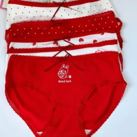 شورت عروسکی