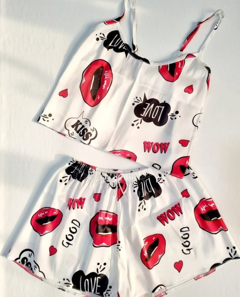 تاپ و شورتک kiss